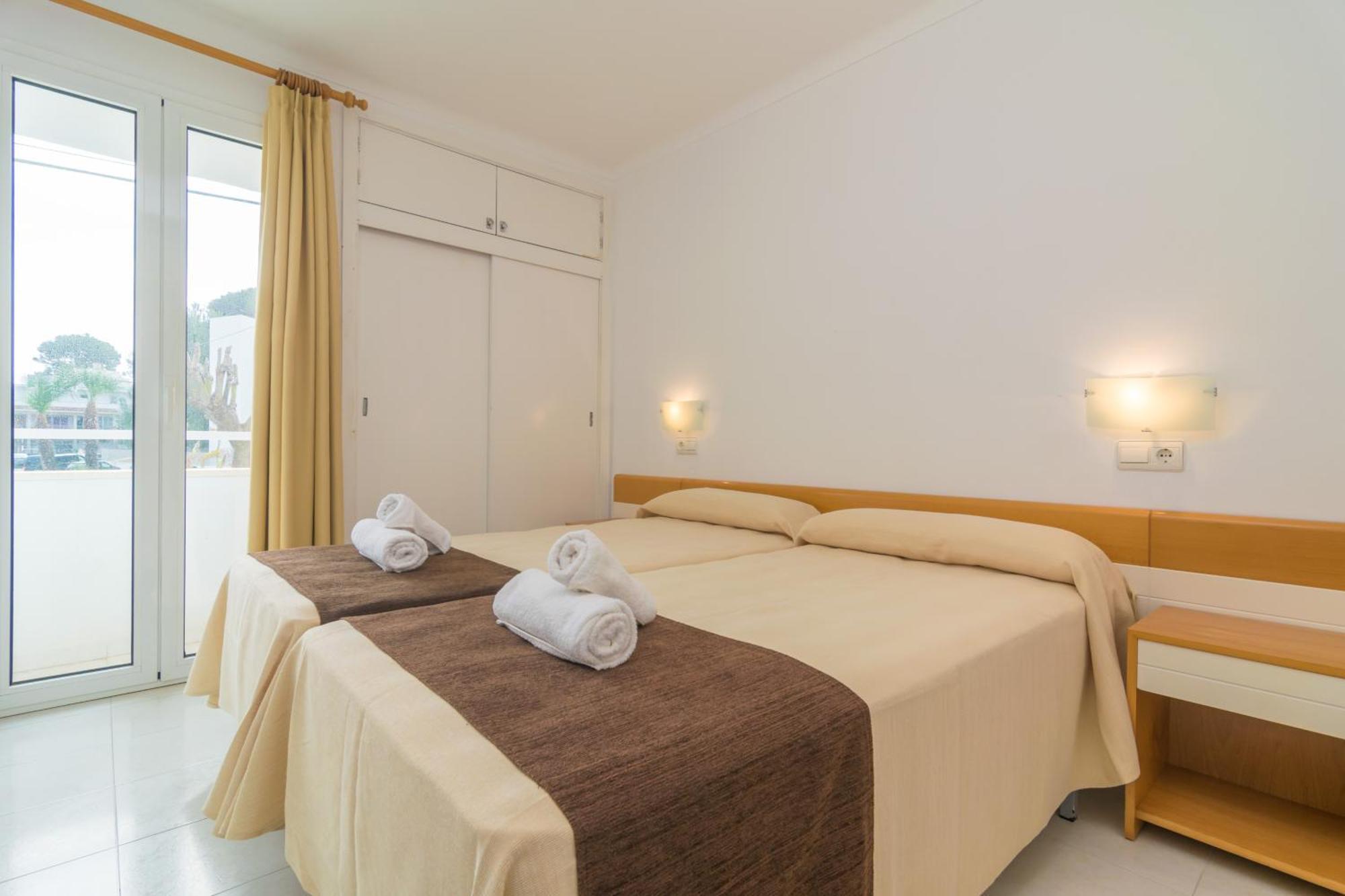Apartamentos Massanet Каньямель Екстер'єр фото